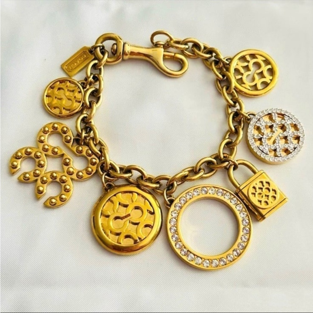 💰SOLD💰Vintage Coach Charm Bracelet - Picture 2 of 11